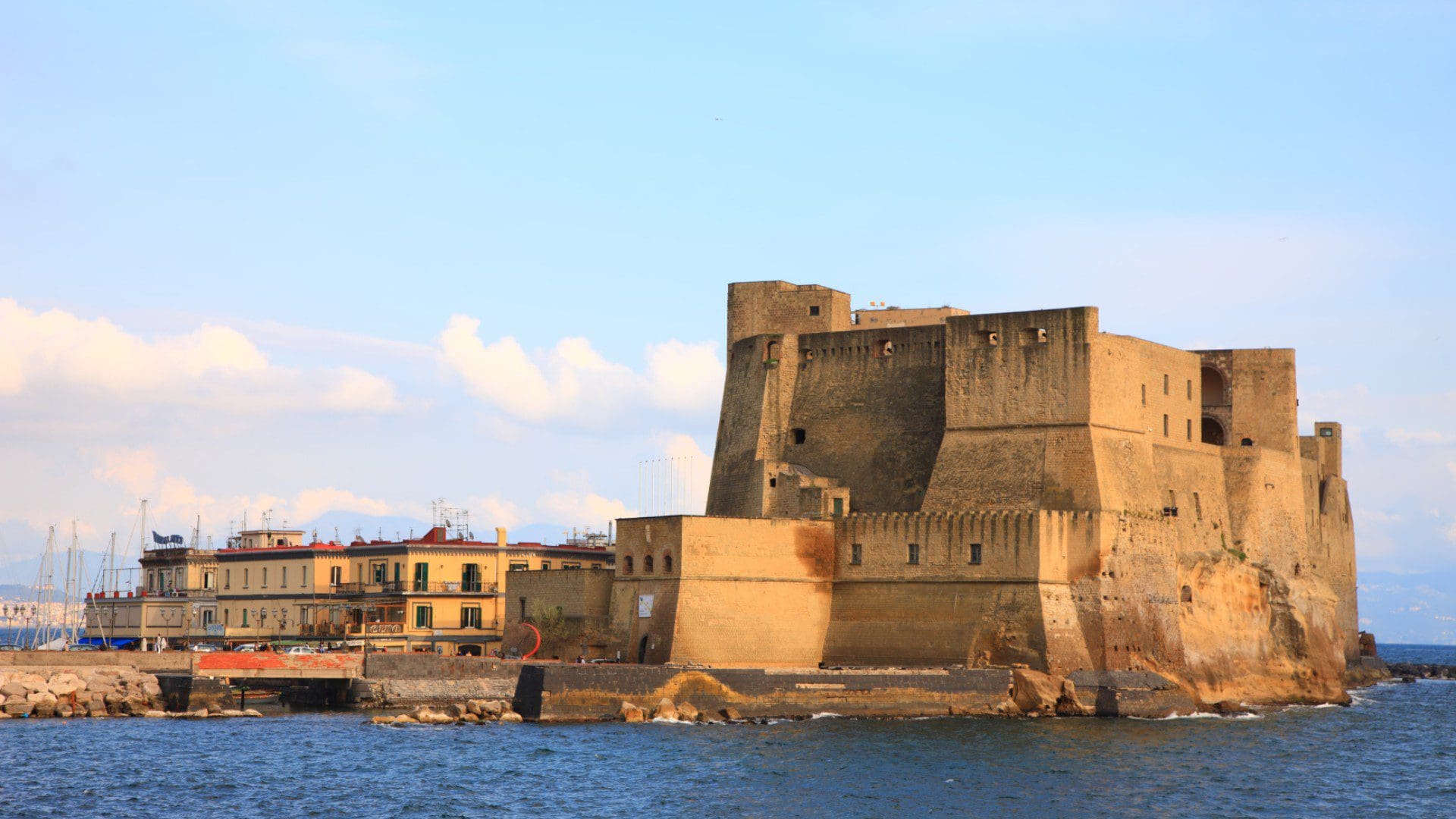 Castel dell’Ovo in Naples