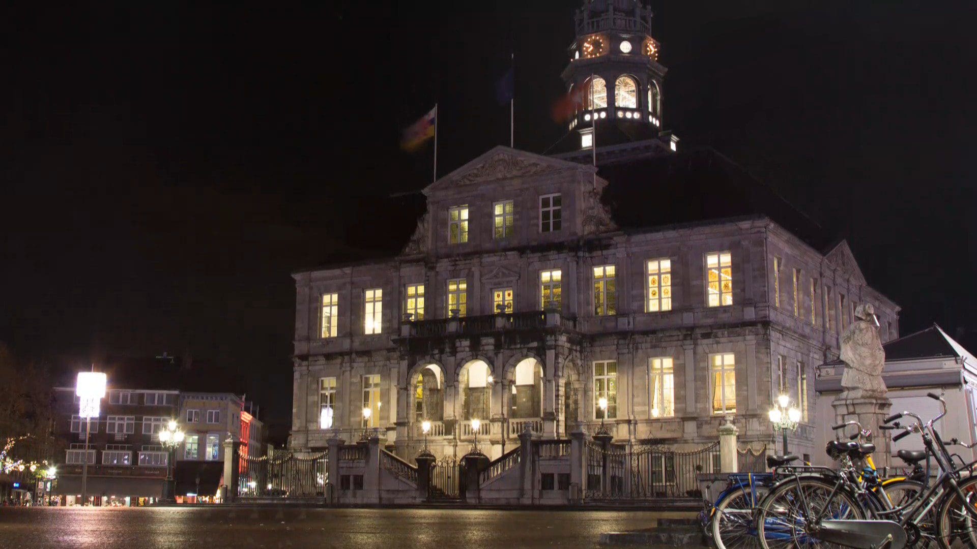 Market Square (Markt) and City Hall Maastricht