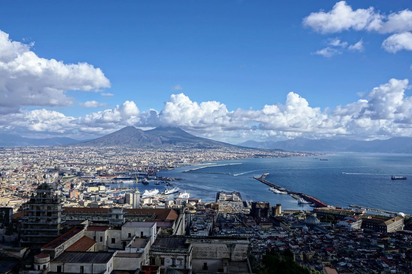 Naples Travel Guide